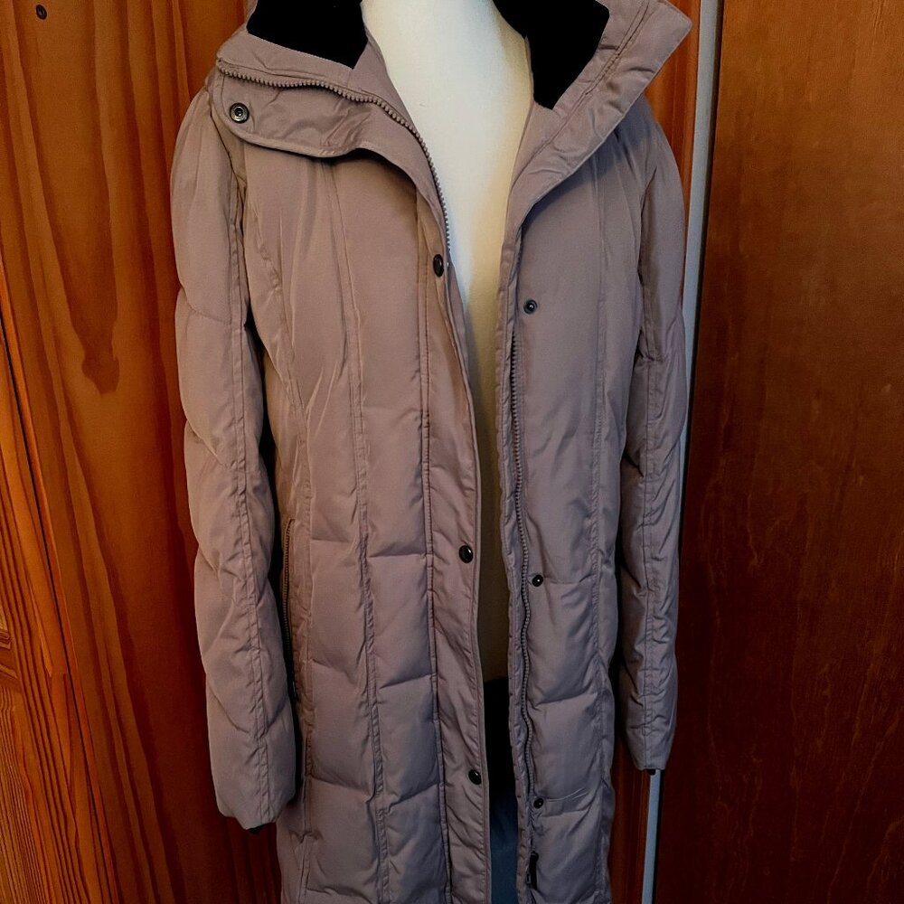 Calvin Klein Women's Hooded Faux-Fur-Lined Midi Puffer Coat.  Light Taupe/tan co